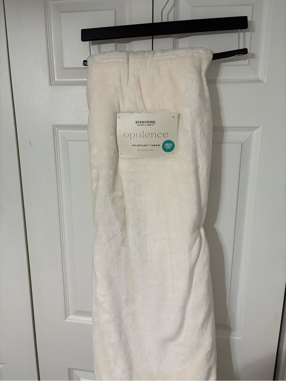 Berkshire Opulence Velvet-Loft Throw Blanket